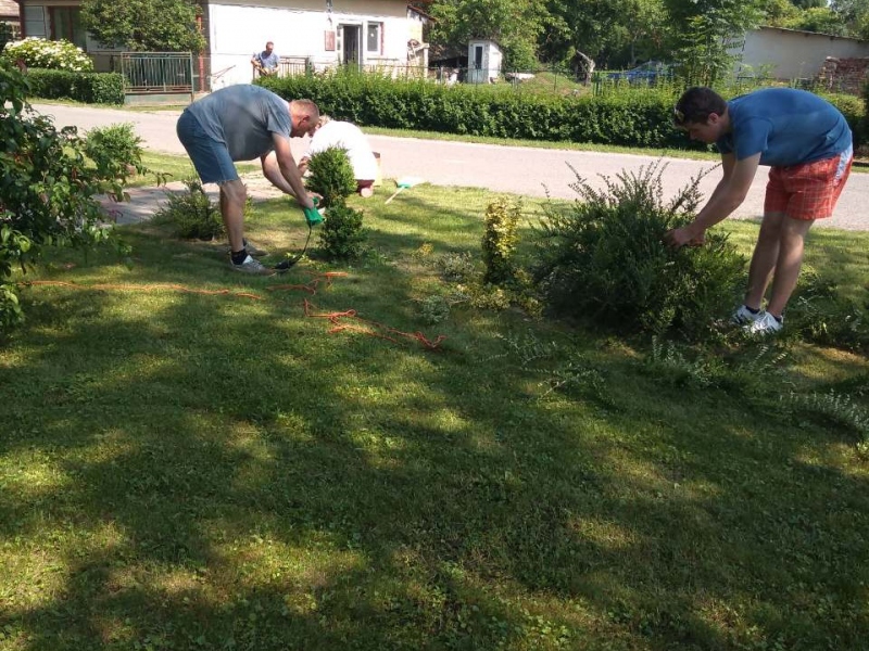 Skrášľovanie obce 08.06.2019